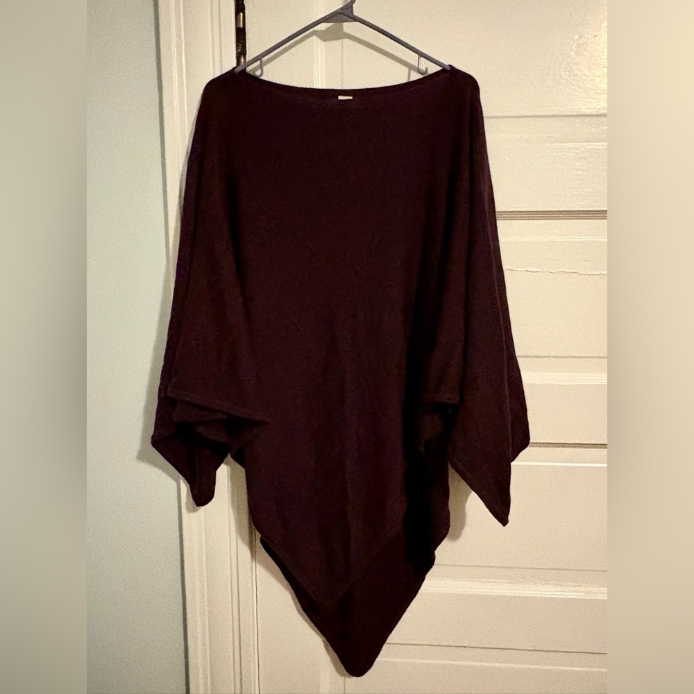 Lululemon Mantra Scarf Black Cherry | Like New | Tag Attached